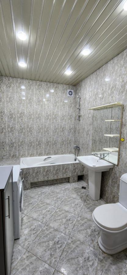 Gelahouse Aparthotel บาทูมิ ภายนอก รูปภาพ